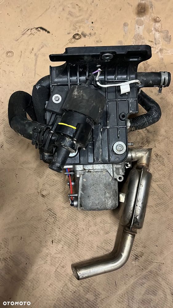 Ogrzewanie postojowe EBERSPACHER HYDRONIC S3 81619016201 do ciągnika siodłowego MAN TGS TGX EURO 6 24V - 1