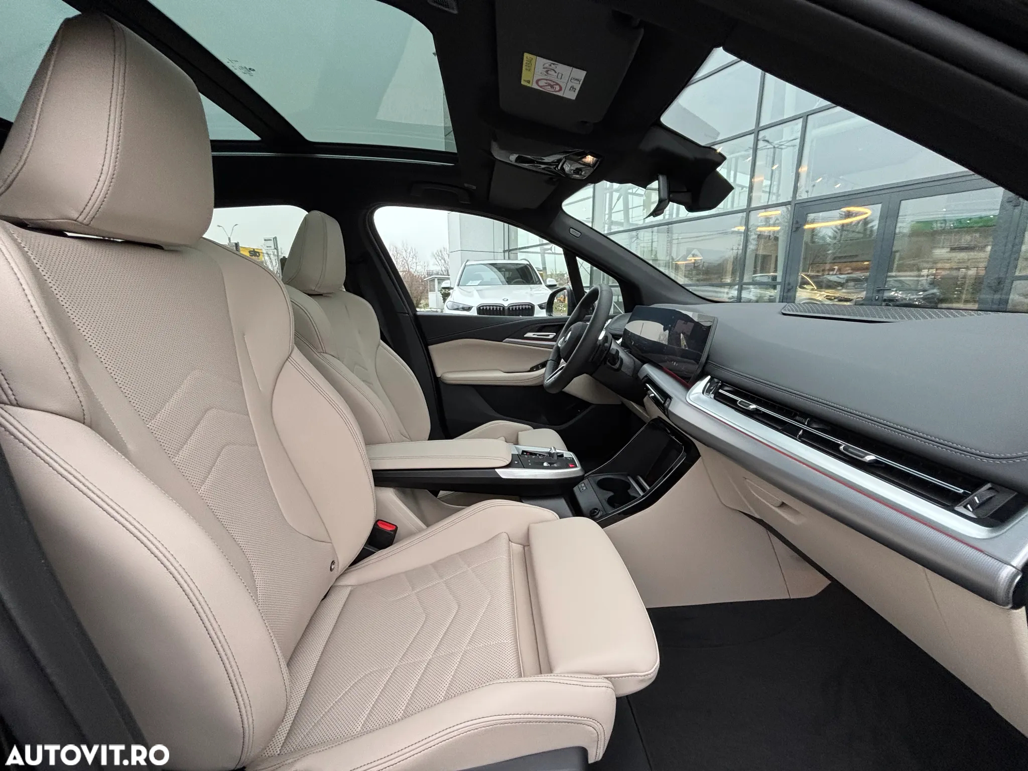 BMW Seria 2 220i AT MHEV - 6