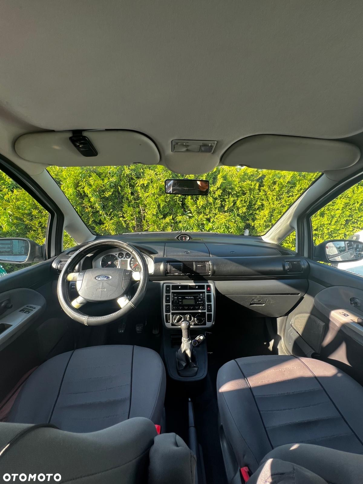 Ford Galaxy - 27