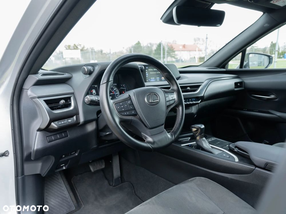 Lexus UX ver-250h-gpf-prestige-2wd - 15
