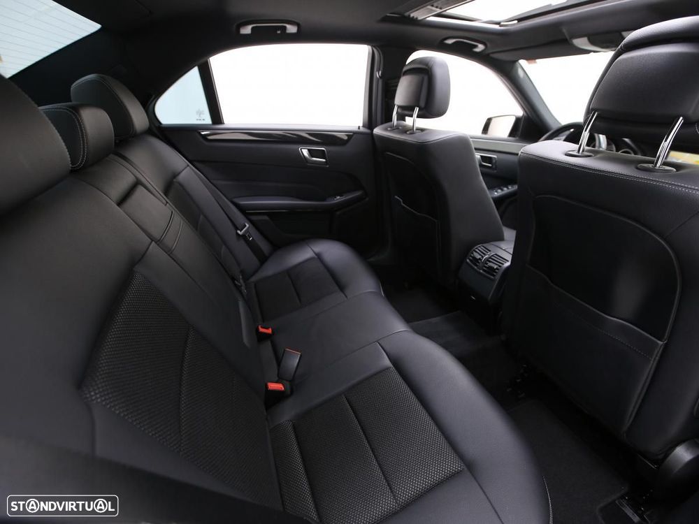 Mercedes-Benz E 300 Bluetec Hybrid Avantgarde - 12