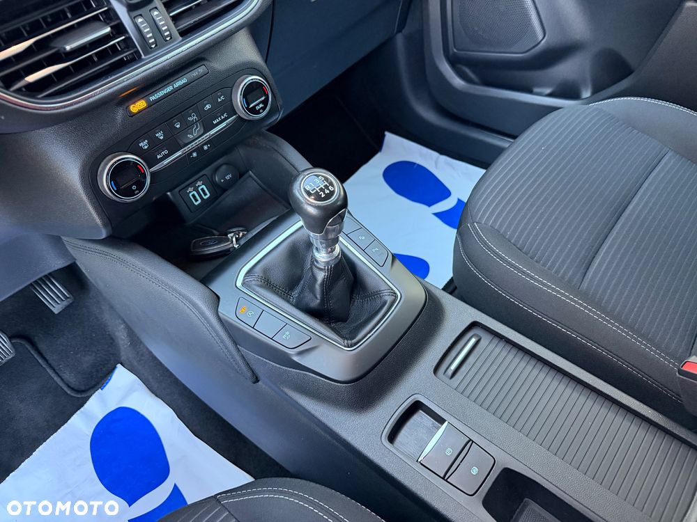 Ford Kuga 1.5 EcoBlue TITANIUM - 31