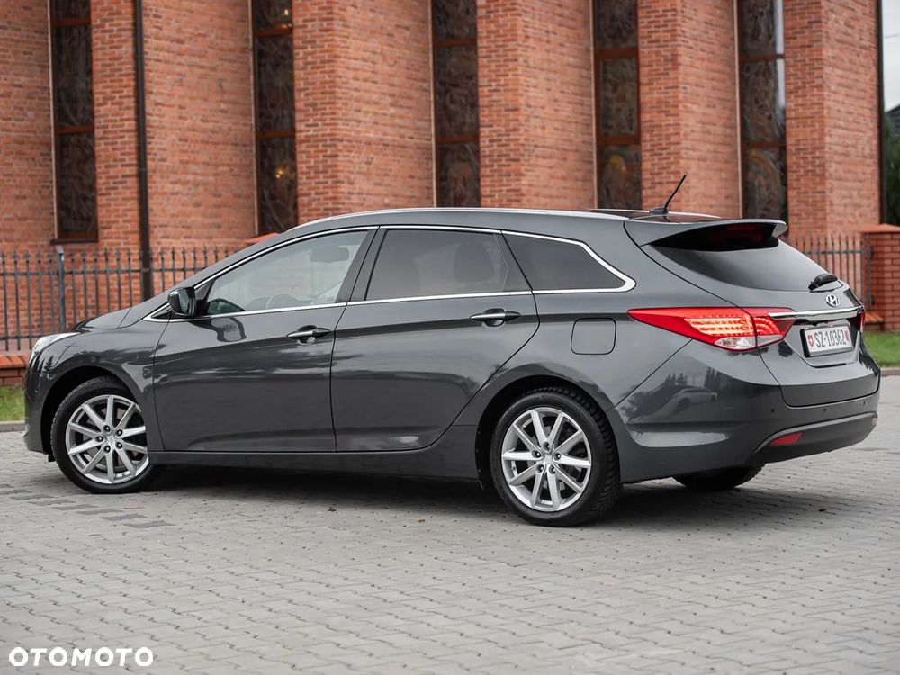 Hyundai i40 2.0 Premium - 11