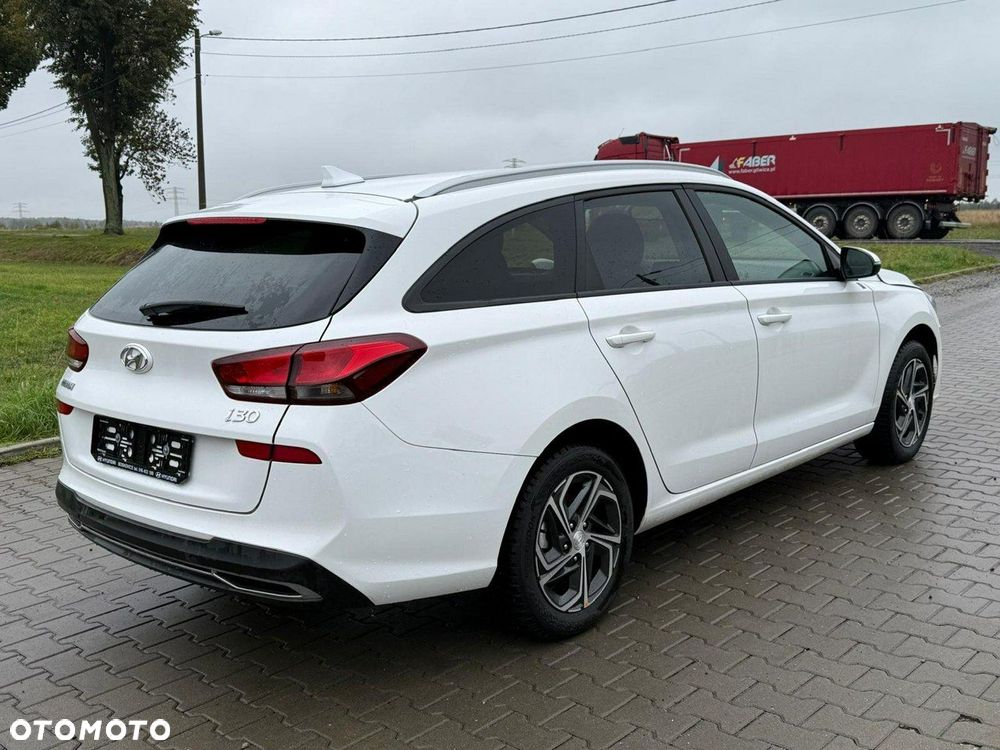 Hyundai i30 1.5 Pure - 3