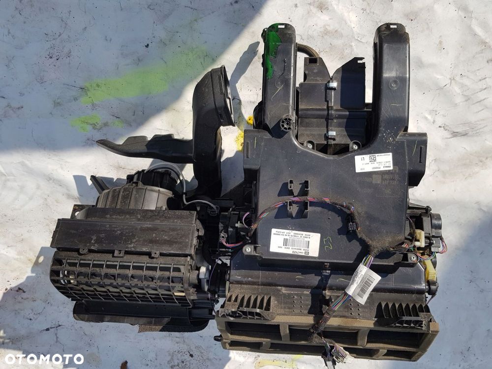nagrzewnica dmuchawa Opel Astra J 13497123 - 1