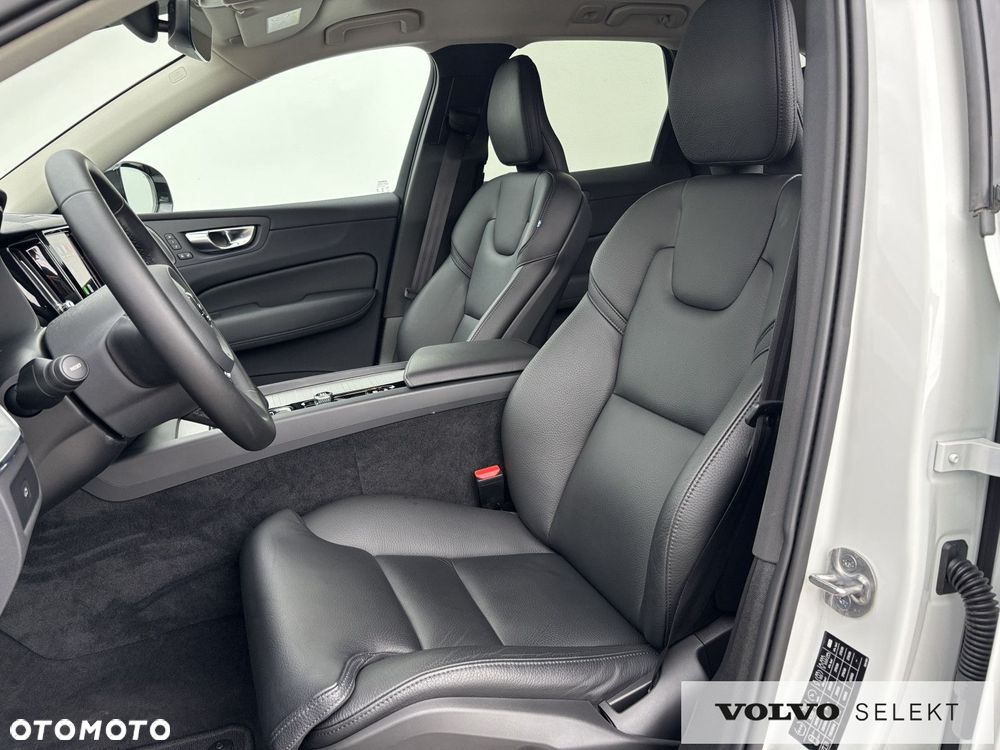 Volvo XC 60 - 8