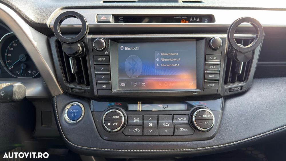 TOYOTA RAV4 2018 — imagine 15