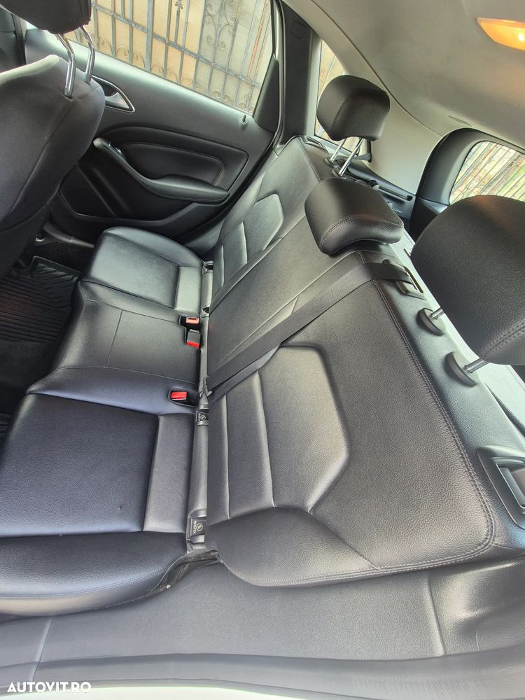 Mercedes-Benz B 180 - 7