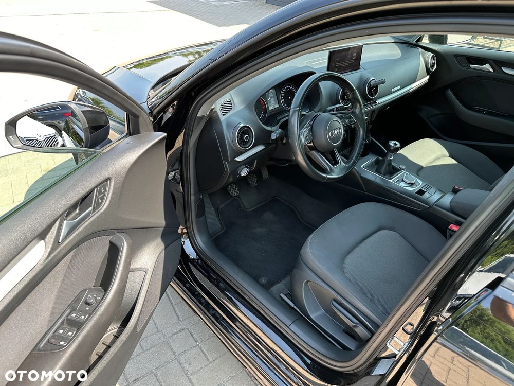 Audi A3 Sportback - 6