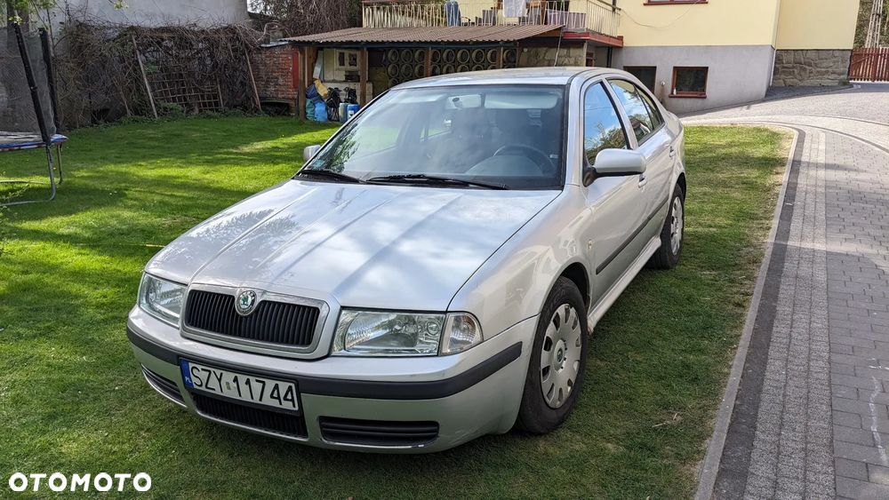 Skoda Octavia 1.9 TDI Tour - 9