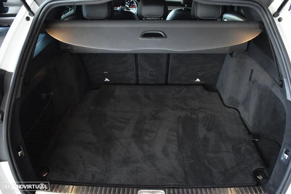 Mercedes-Benz C 300 d AMG Line - 42