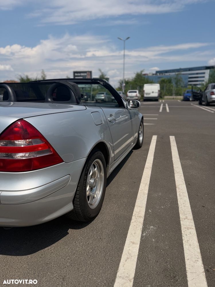 Mercedes-Benz SLK - 9
