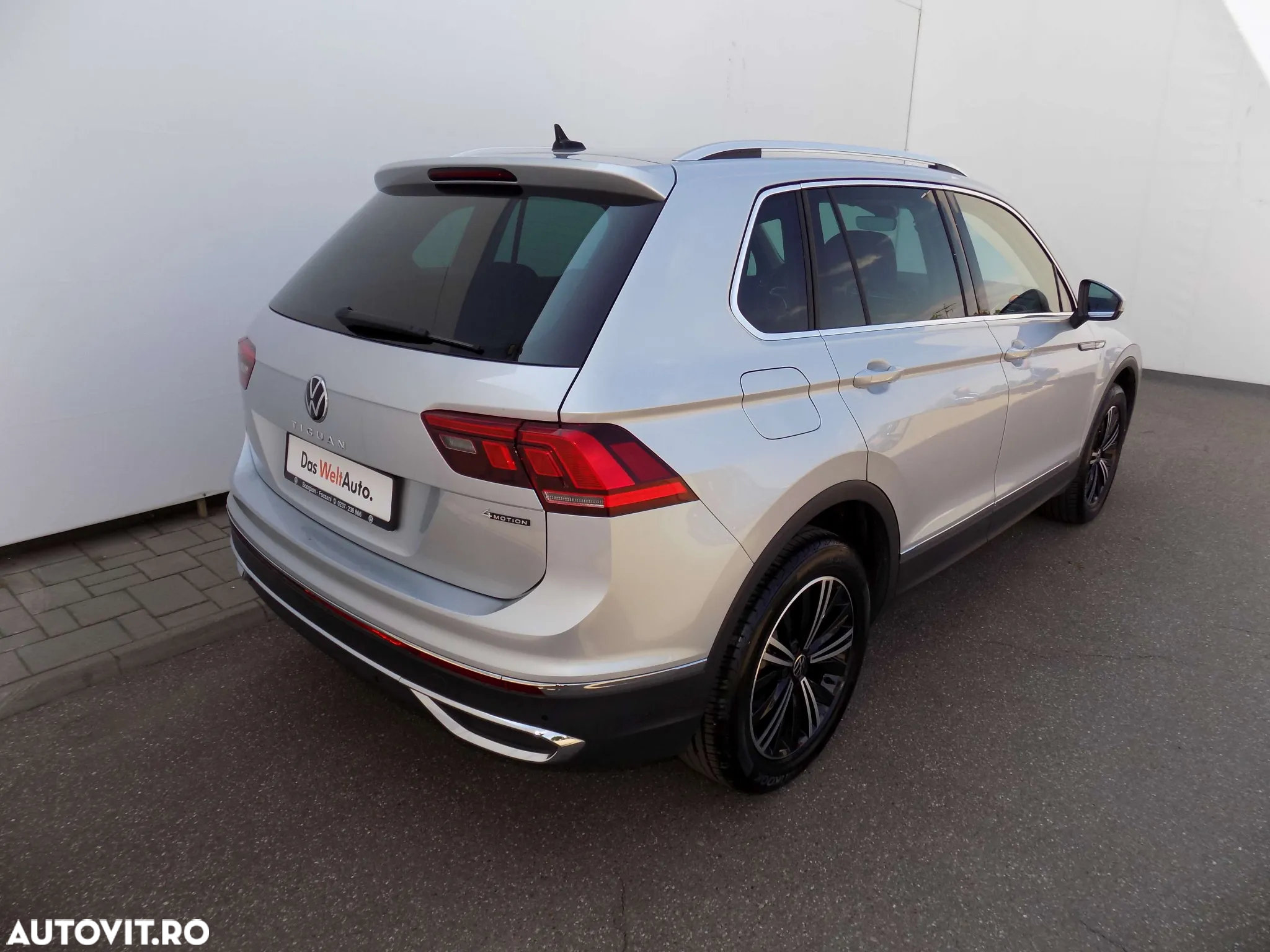 Volkswagen Tiguan 2.0 TDI SCR DSG 4Motion Elegance - 5