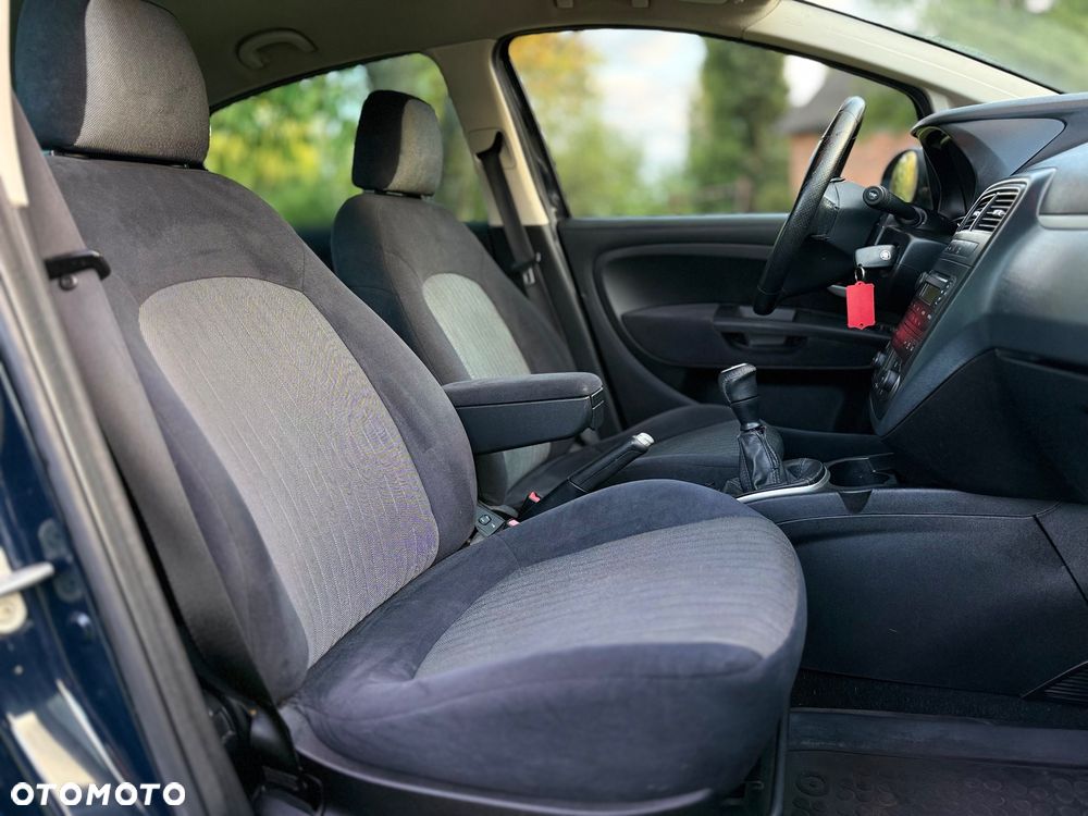 Fiat Grande Punto - 8