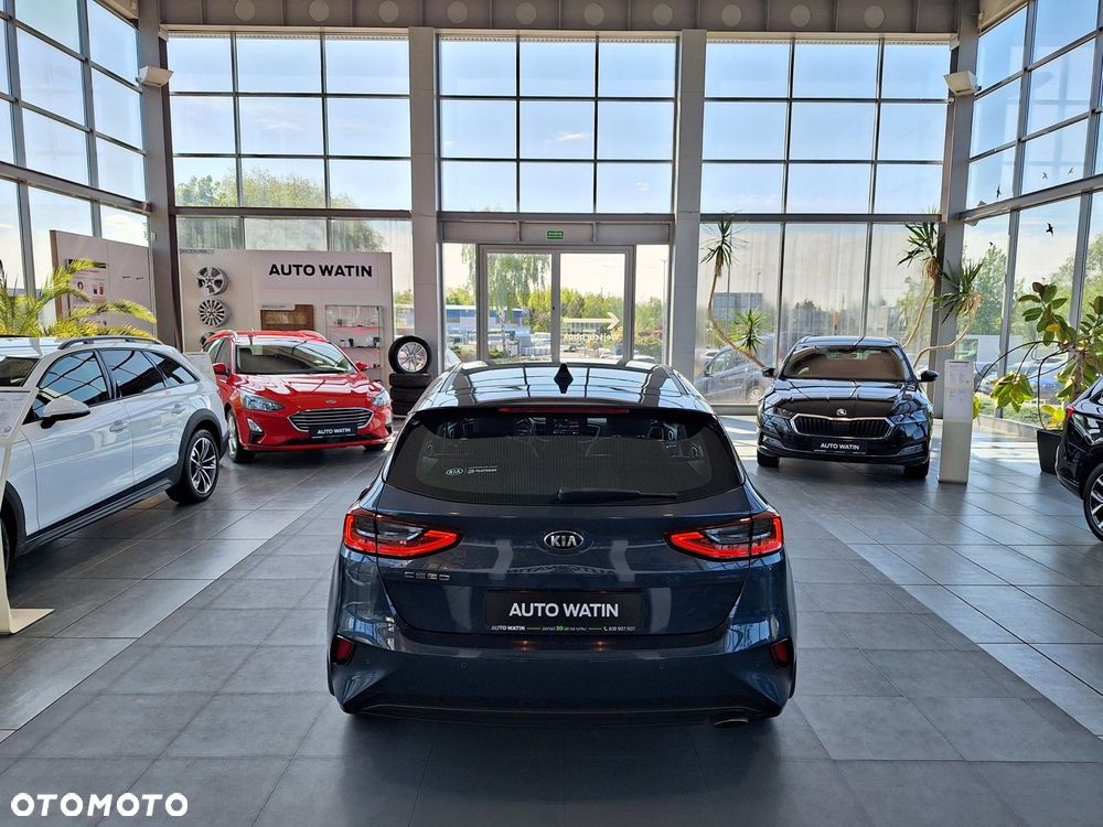 Kia Ceed 1.4 T-GDI M DCT - 14