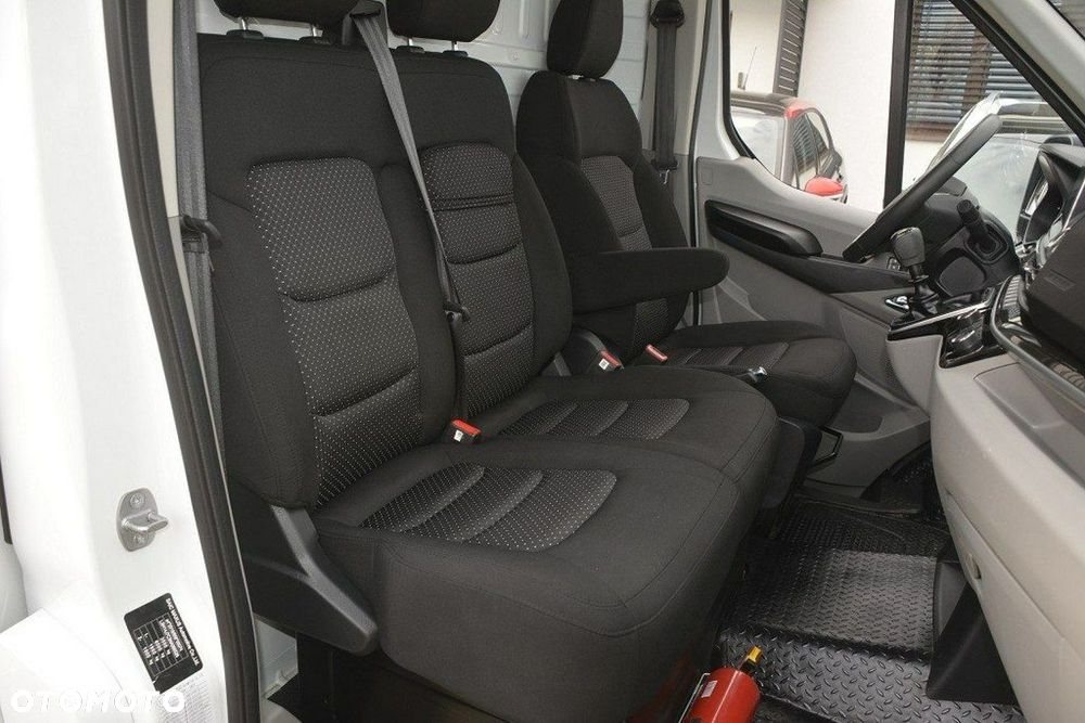 Maxus DELIVER 9 - 19