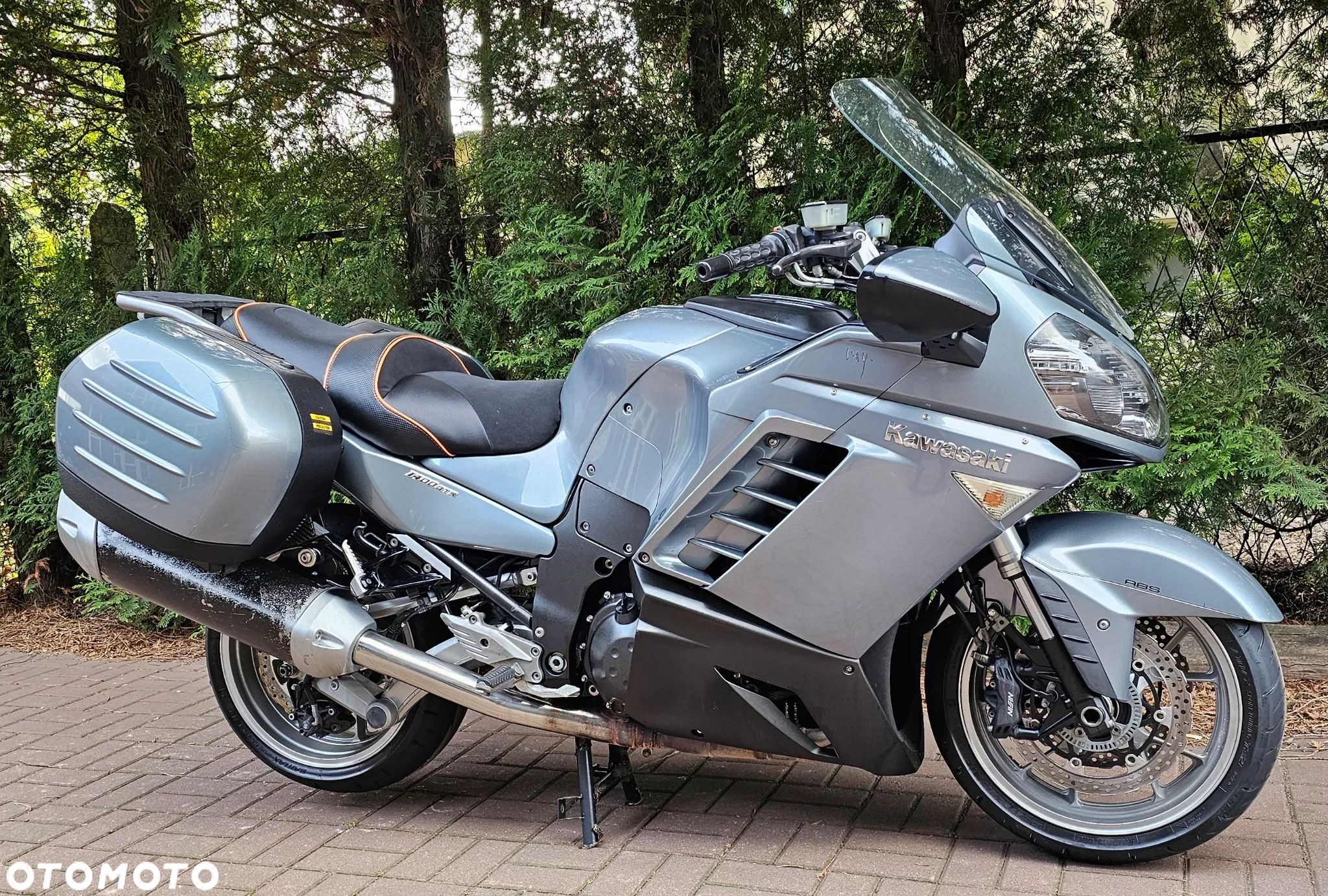 Kawasaki GTR - 1