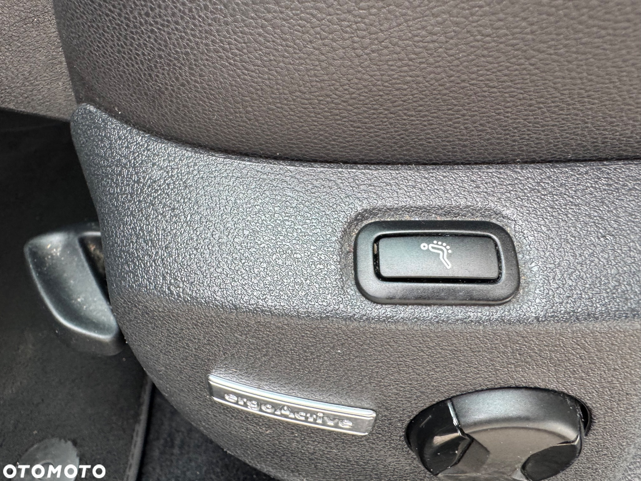 Volkswagen Golf 2.0 BlueTDI Highline - 15