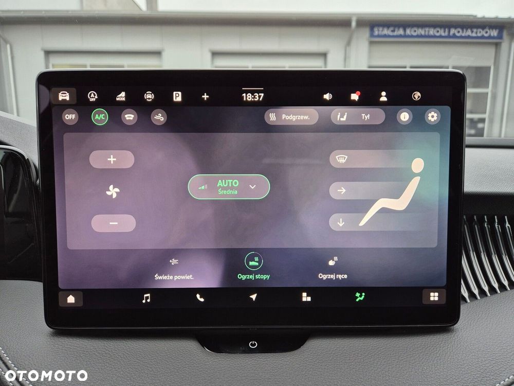 Skoda Superb 2.0 TSI L&K DSG - 34