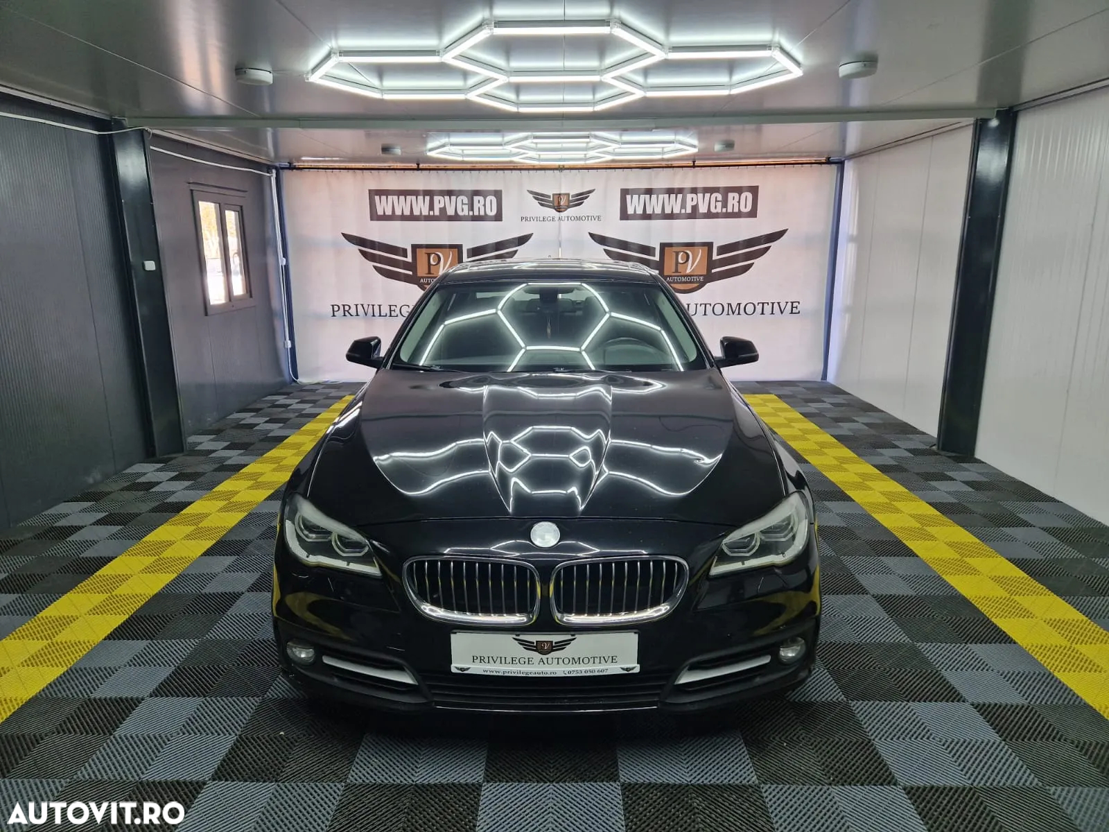 BMW Seria 5 525d xDrive Aut. - 2
