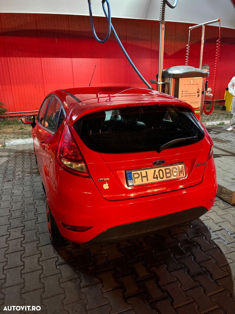 Ford Fiesta 1.4 TDCI Ambiente - 5