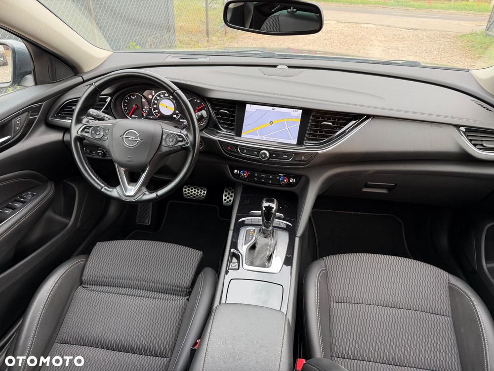 Opel Insignia - 9