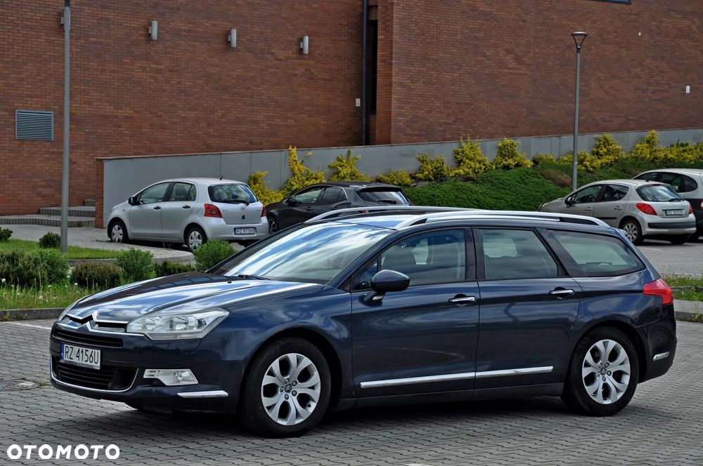 Citroën C5 2.0 HDi Confort Equilibre - 1