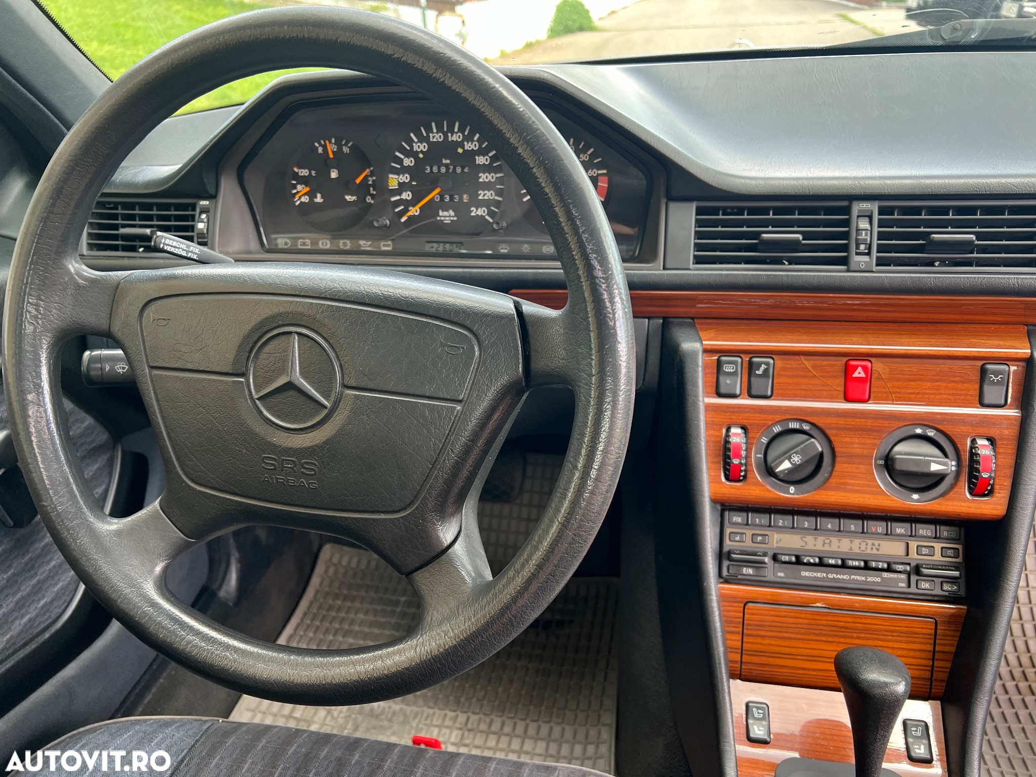 Mercedes-Benz W124 - 4