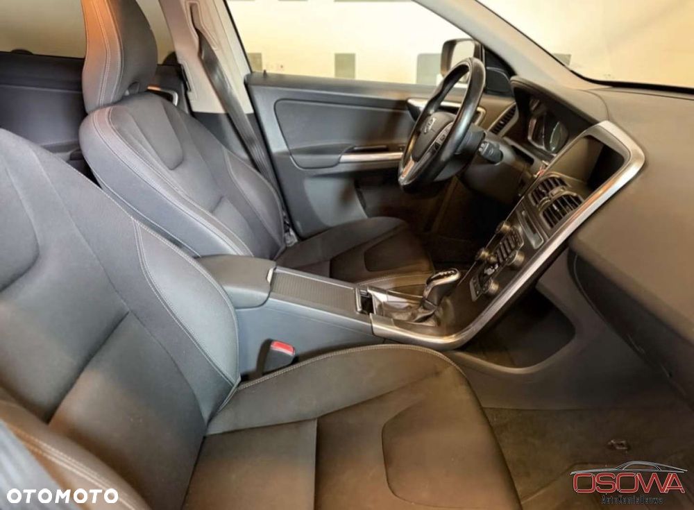 Volvo XC 60 D4 Geartronic Momentum - 15
