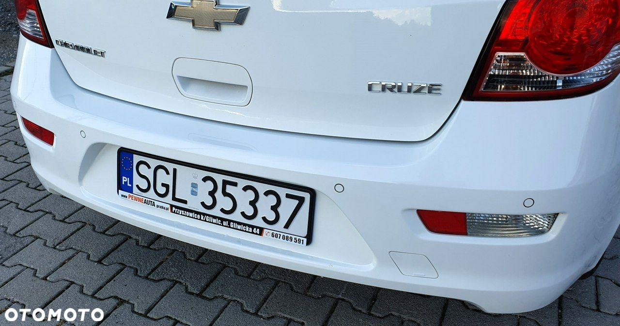 Chevrolet Cruze - 14