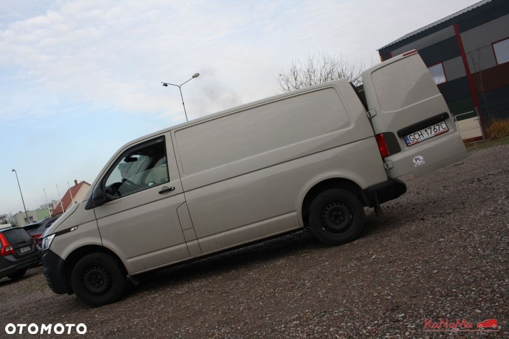 Volkswagen Transporter - 21