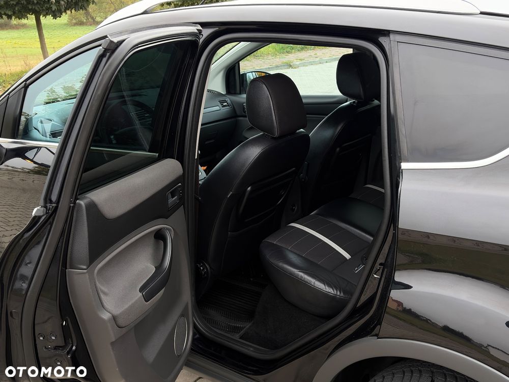 Ford Kuga 2.0 TDCi 2x4 Titanium - 33