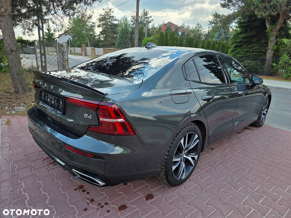 Volvo S60 B4 B R-Design - 10