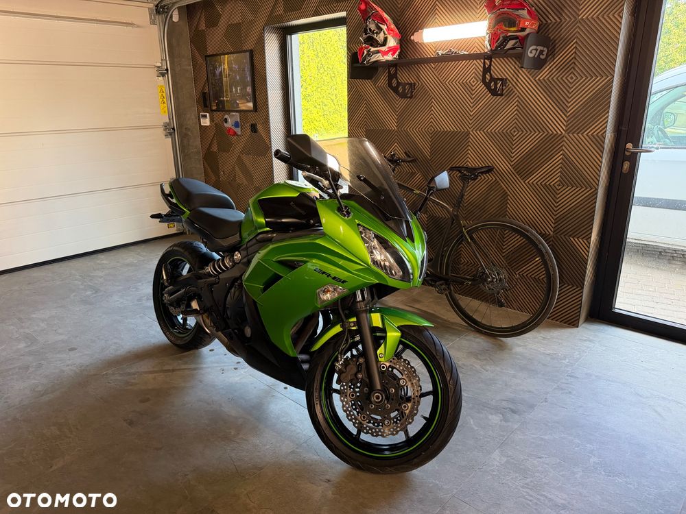 Kawasaki ER - 1