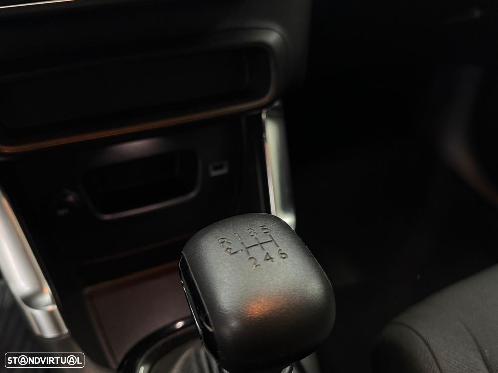 Citroën C3 Aircross 1.2 PureTech Shine - 19