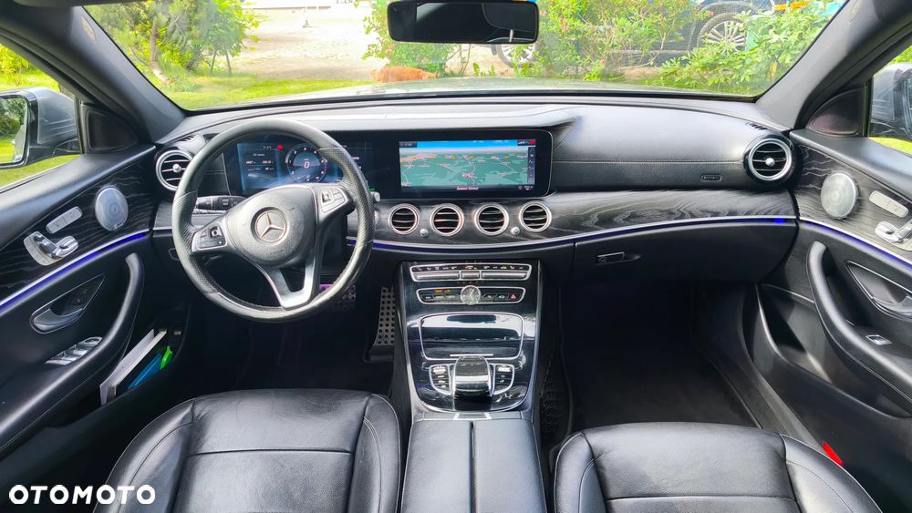 Mercedes-Benz Klasa E 220 d 4-Matic All-Terrain - 10