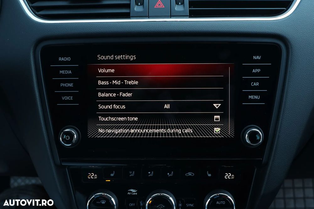 Skoda Octavia 1.6 TDI DSG Style - 23