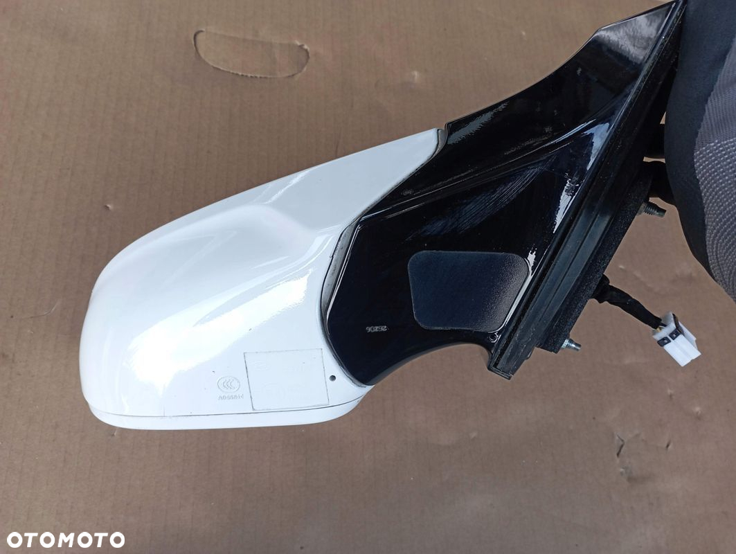 HYUNDAI I40 LIFT LUSTERKO PRAWE 8 PIN EUROPA - 4