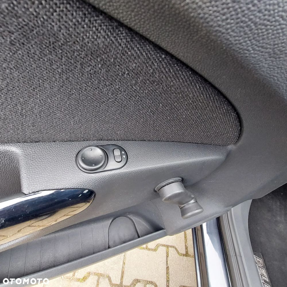 Opel Corsa 1.2 16V (ecoFLEX) Edition - 18