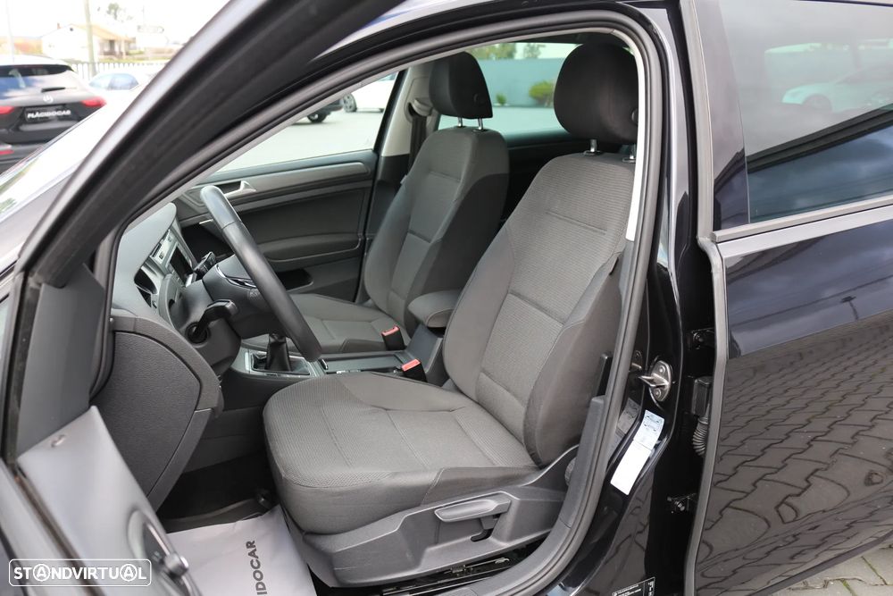 VW Golf 2.0 TDI (BlueMotion ) Comfortline - 21