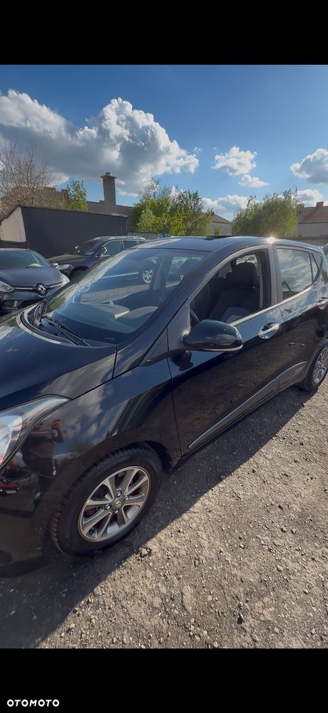 Hyundai i10 - 10
