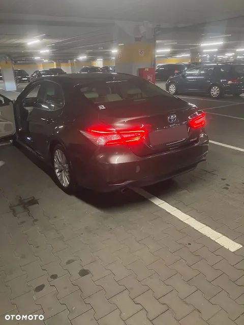Toyota Camry 2.5 Hybrid Executive CVT - 1