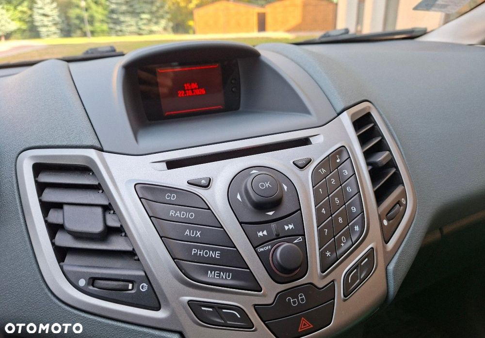 Ford Fiesta - 30