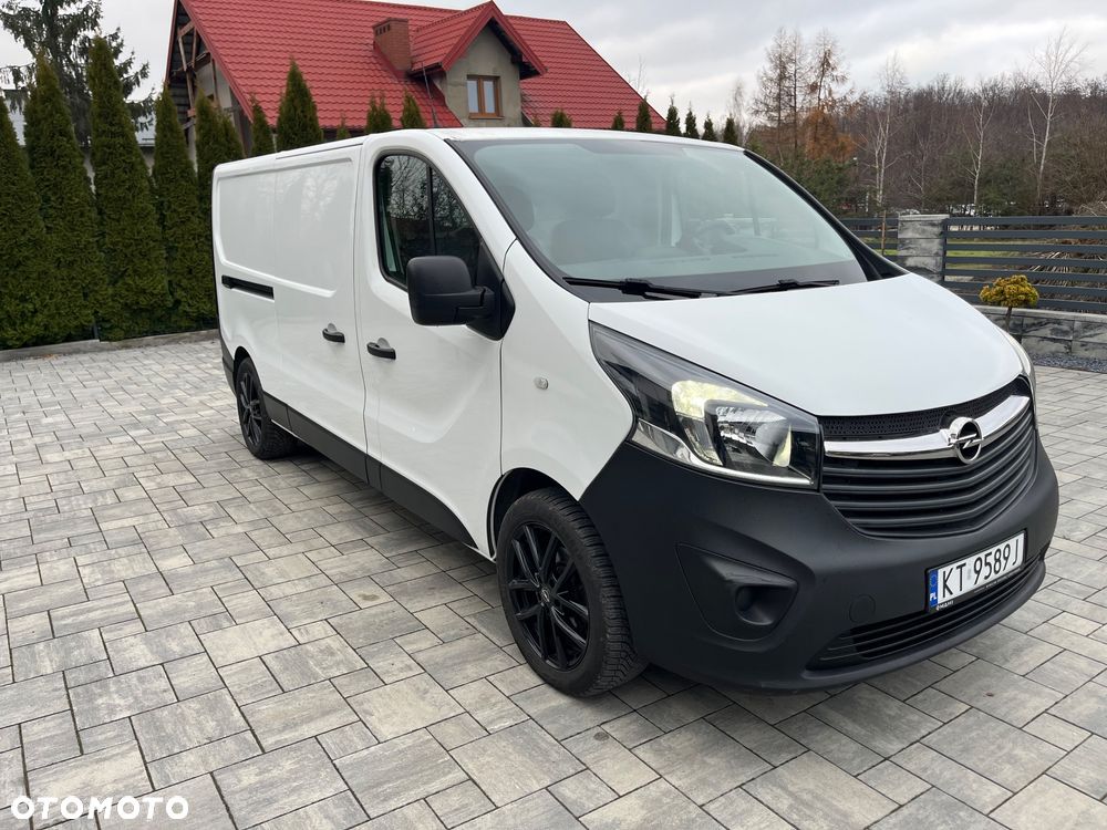 Opel Vivaro - 1