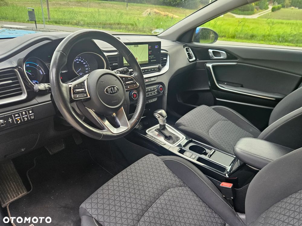 Kia Ceed 1.6 GDI DCT OPF Platinum - 14