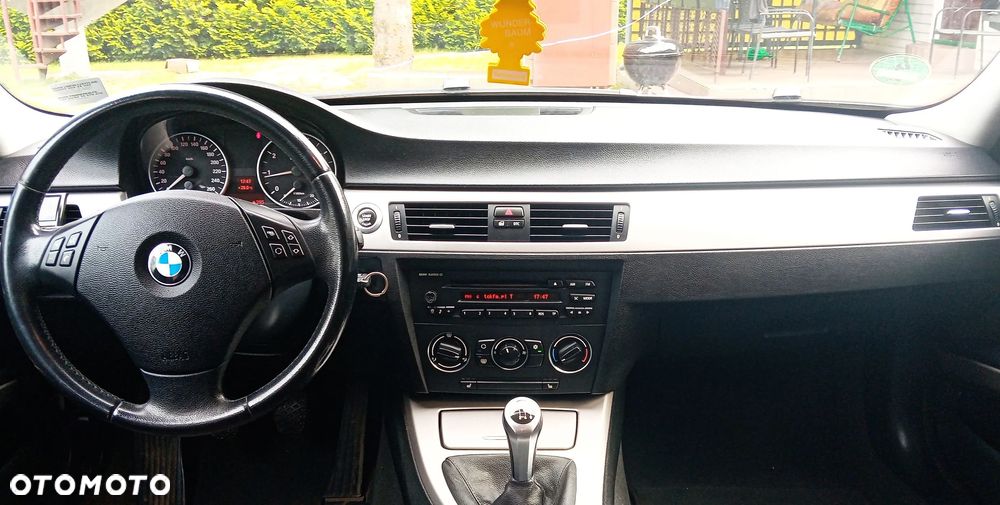 BMW Seria 3 - 17