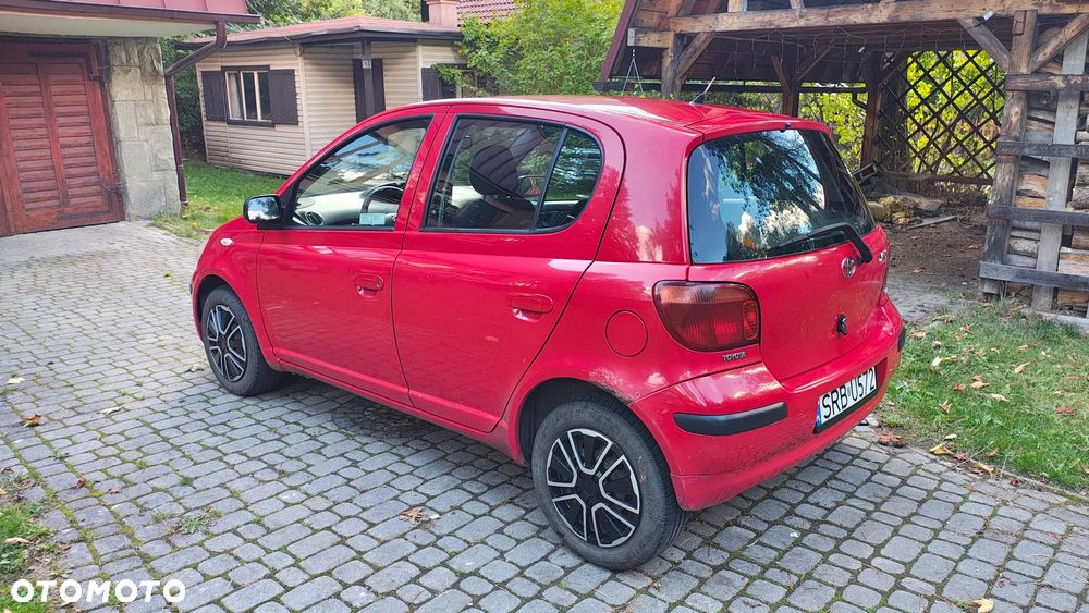 Toyota Yaris 1.0 Terra - 4