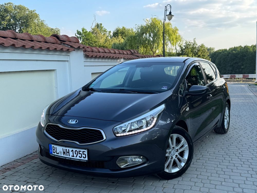 Kia Ceed - 6