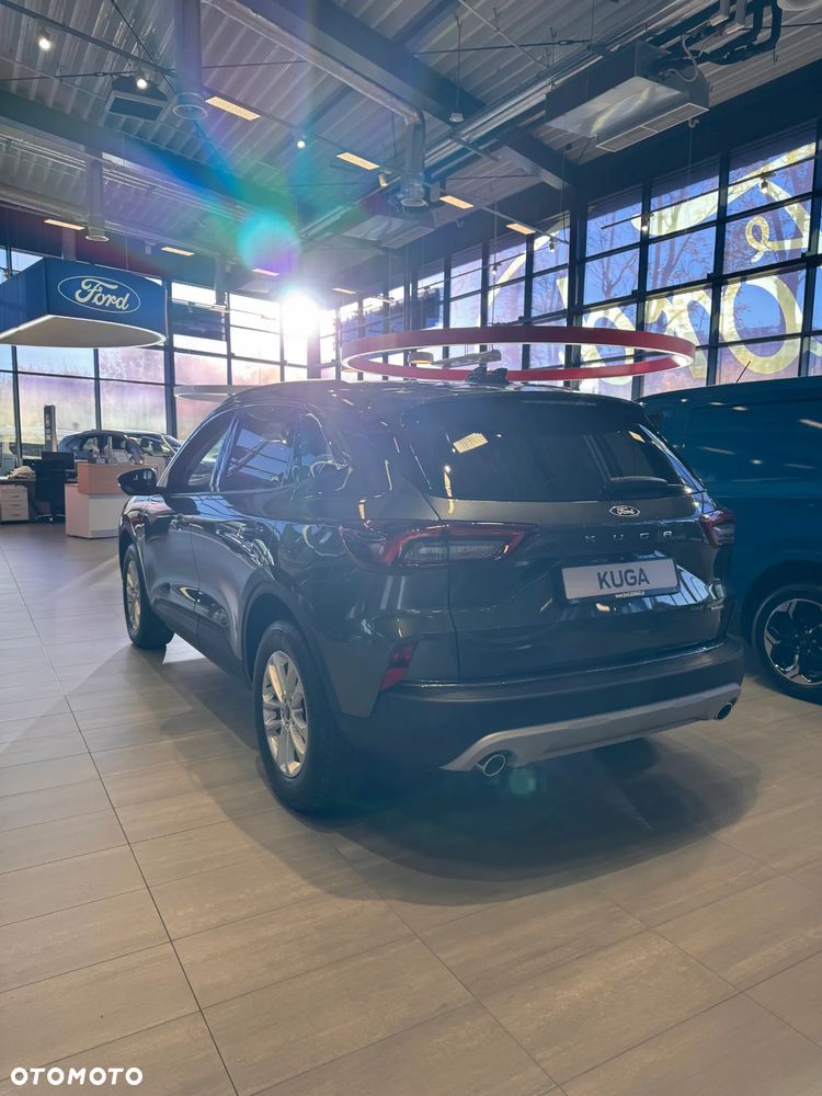 Ford Kuga 2.5 FHEV FWD Titanium - 4