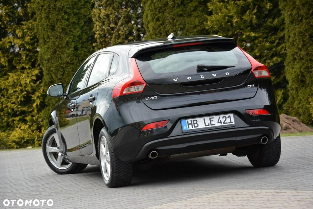 Volvo V40 D3 Geartronic Momentum - 7